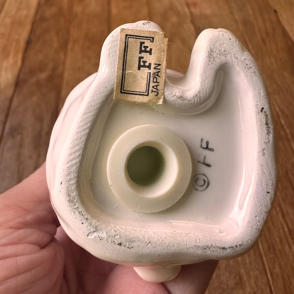 1970s Fitz and Floyd Lamb Salt and Pepper Shakers OS Ceramic Floral White‎ 3.5" - Picture 8 of 9